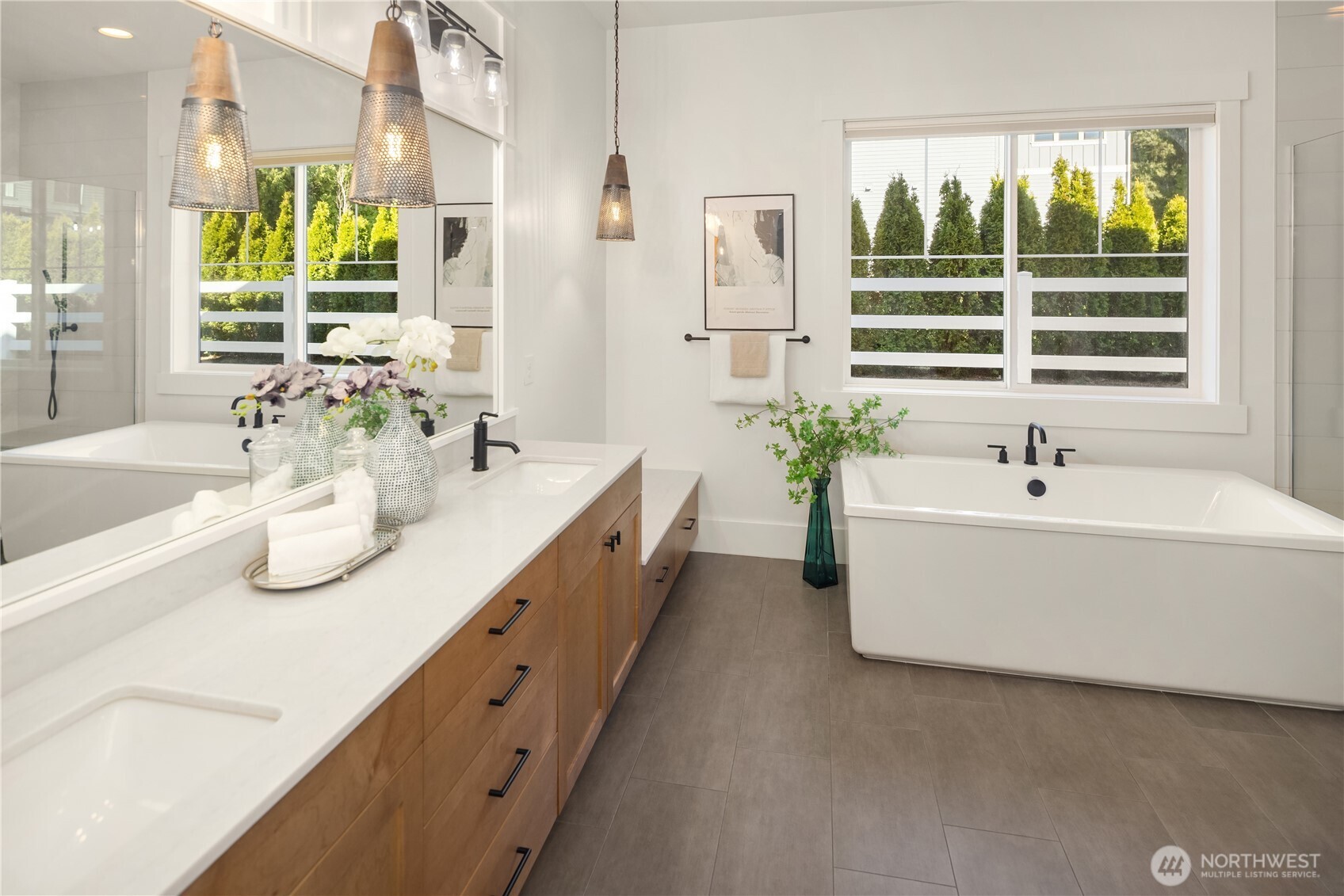 11688 NE 33rd St. , Bellevue, WA 98005