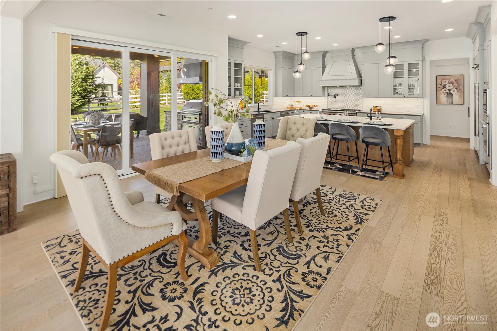 11688 NE 33rd St. , Bellevue, WA 98005