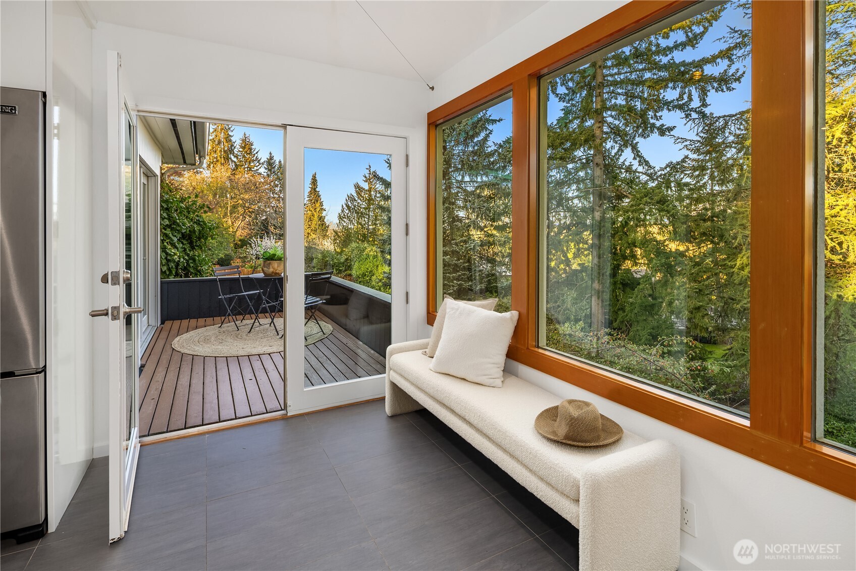 2070 127th Avenue SE, Bellevue, WA 98005