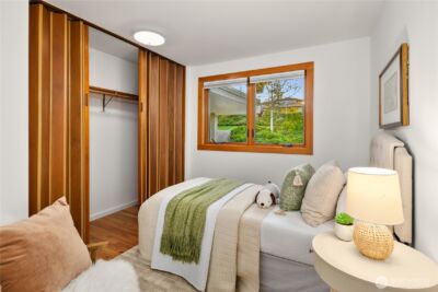 2070 127th Avenue SE, Bellevue, WA 98005 - Photo 15