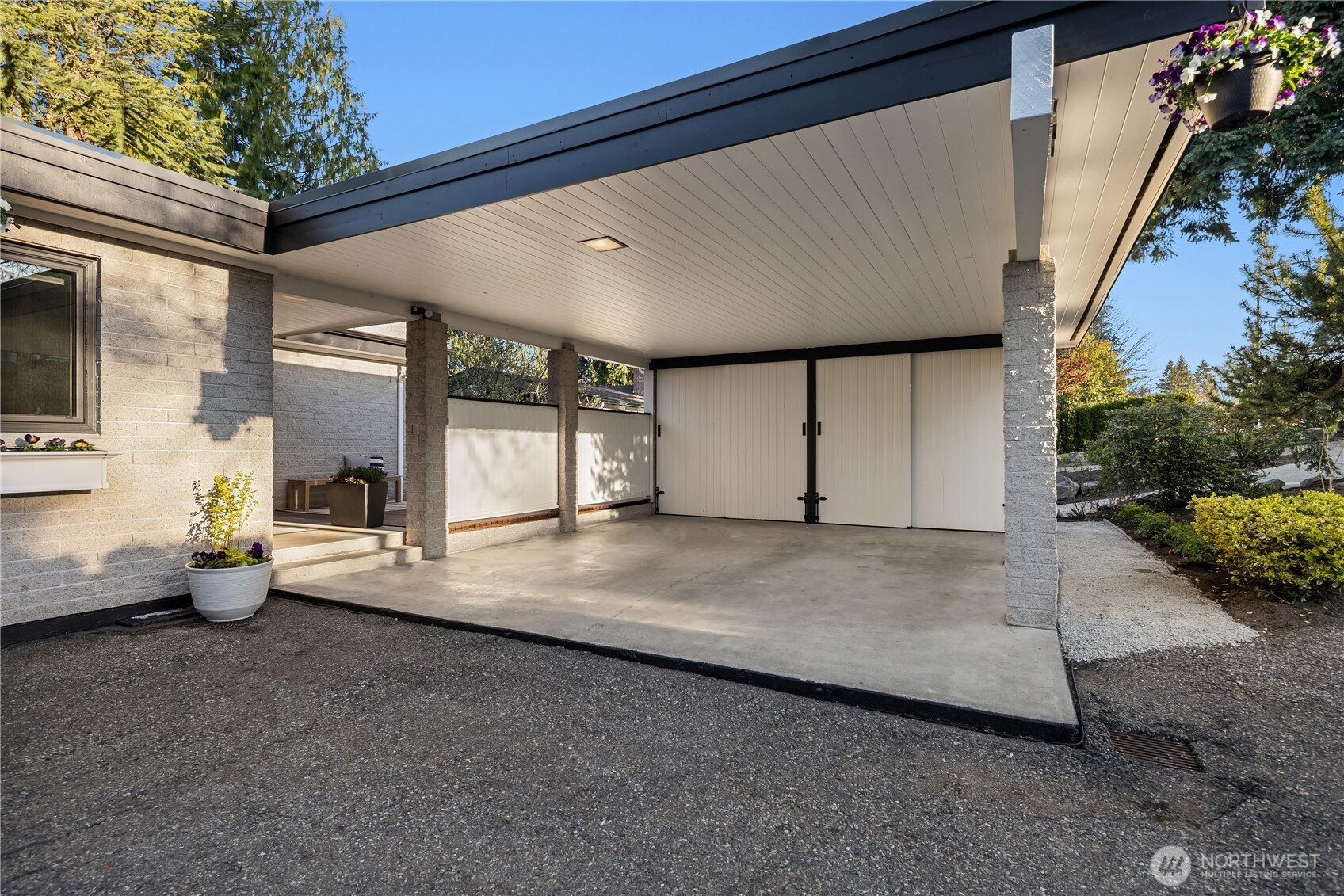 2070 127th Avenue SE, Bellevue, WA 98005