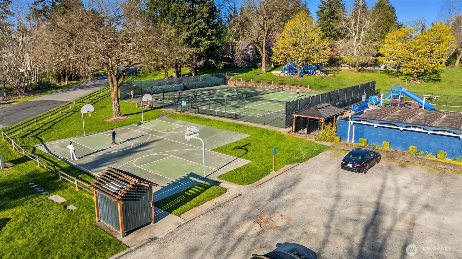 2070 127th Avenue SE, Bellevue, WA 98005