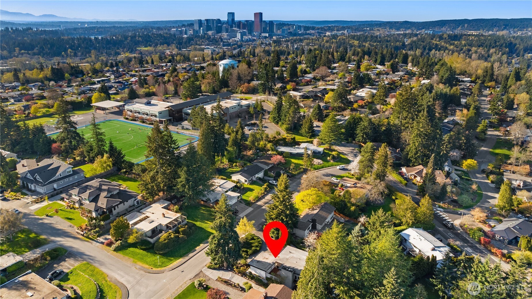 2070 127th Avenue SE, Bellevue, WA 98005