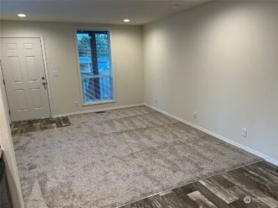 507 131st Street E #L, Tacoma, WA 98445 - Photo 5