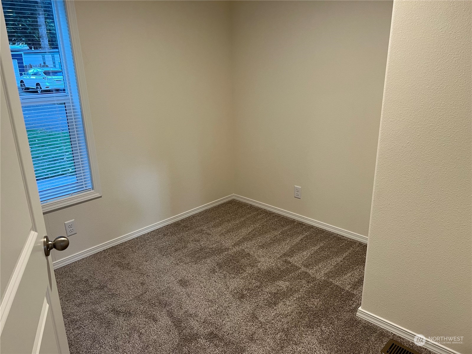 507 131st Street E #L, Tacoma, WA 98445