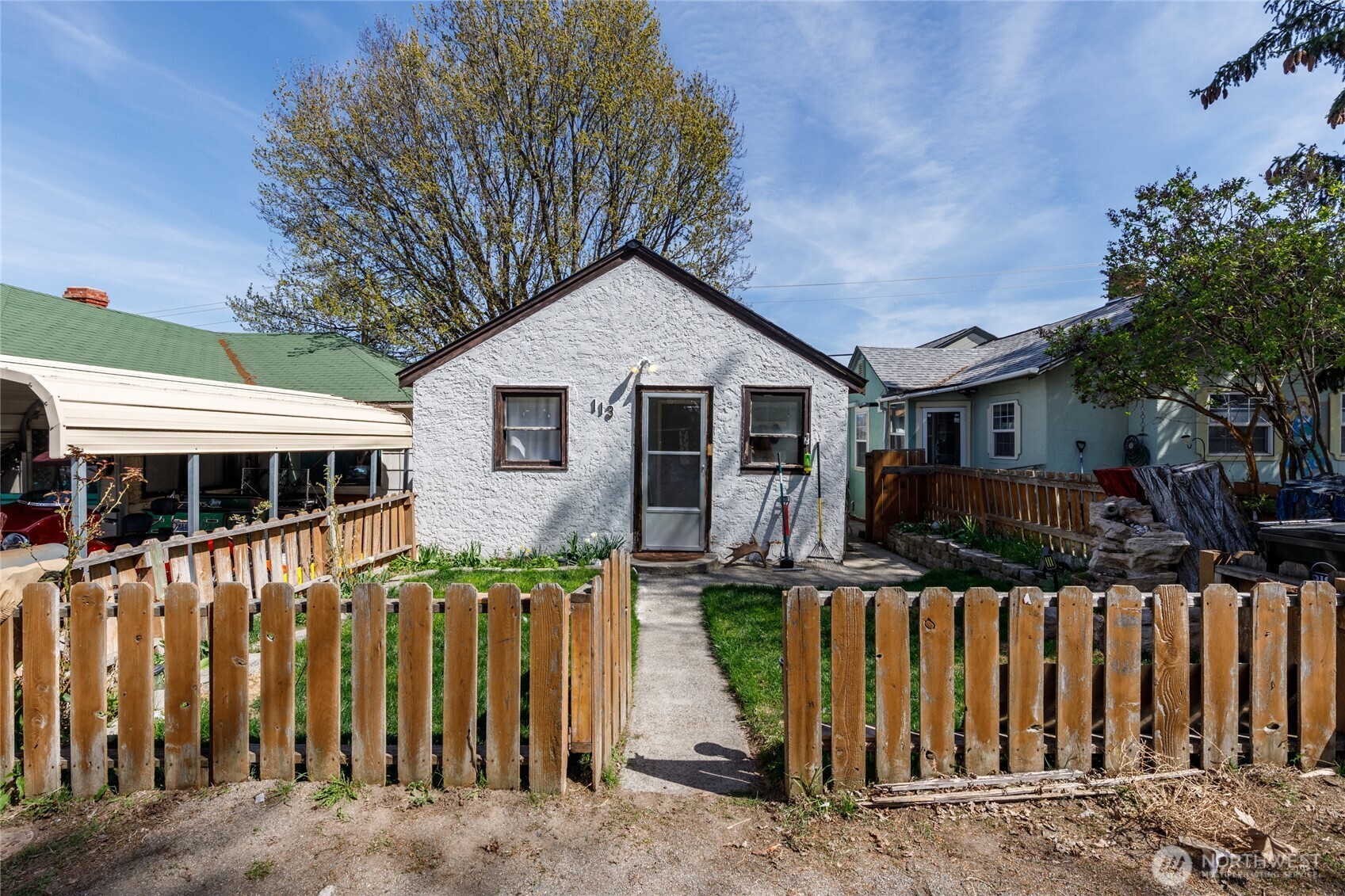 113 Young Street , Grand Coulee, WA 99133