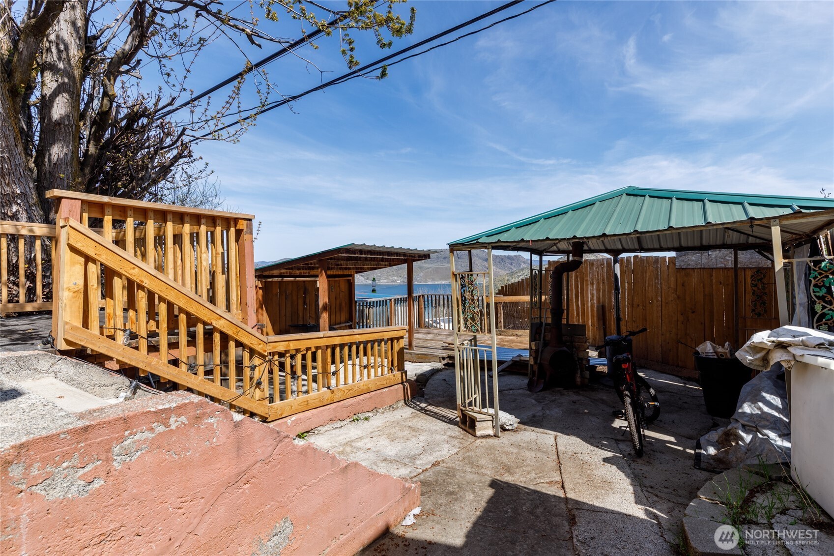 113 Young Street , Grand Coulee, WA 99133