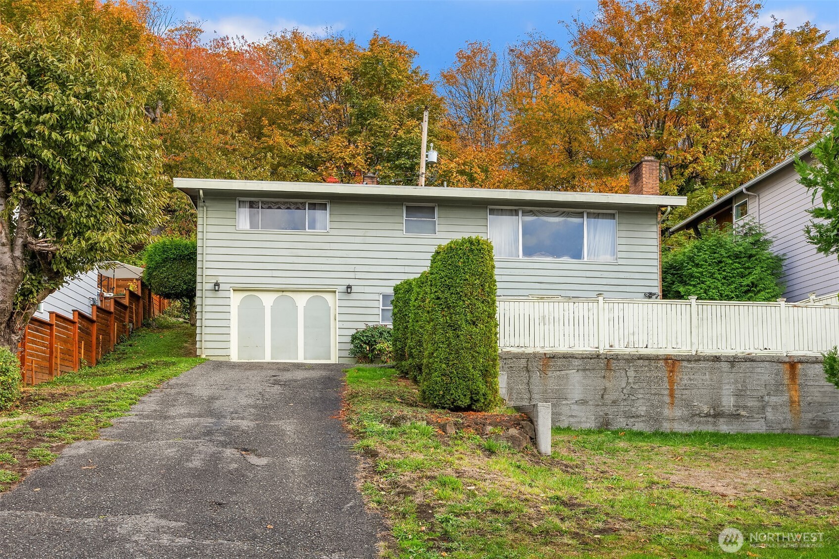 5919 19th Avenue S, Seattle, WA 98108