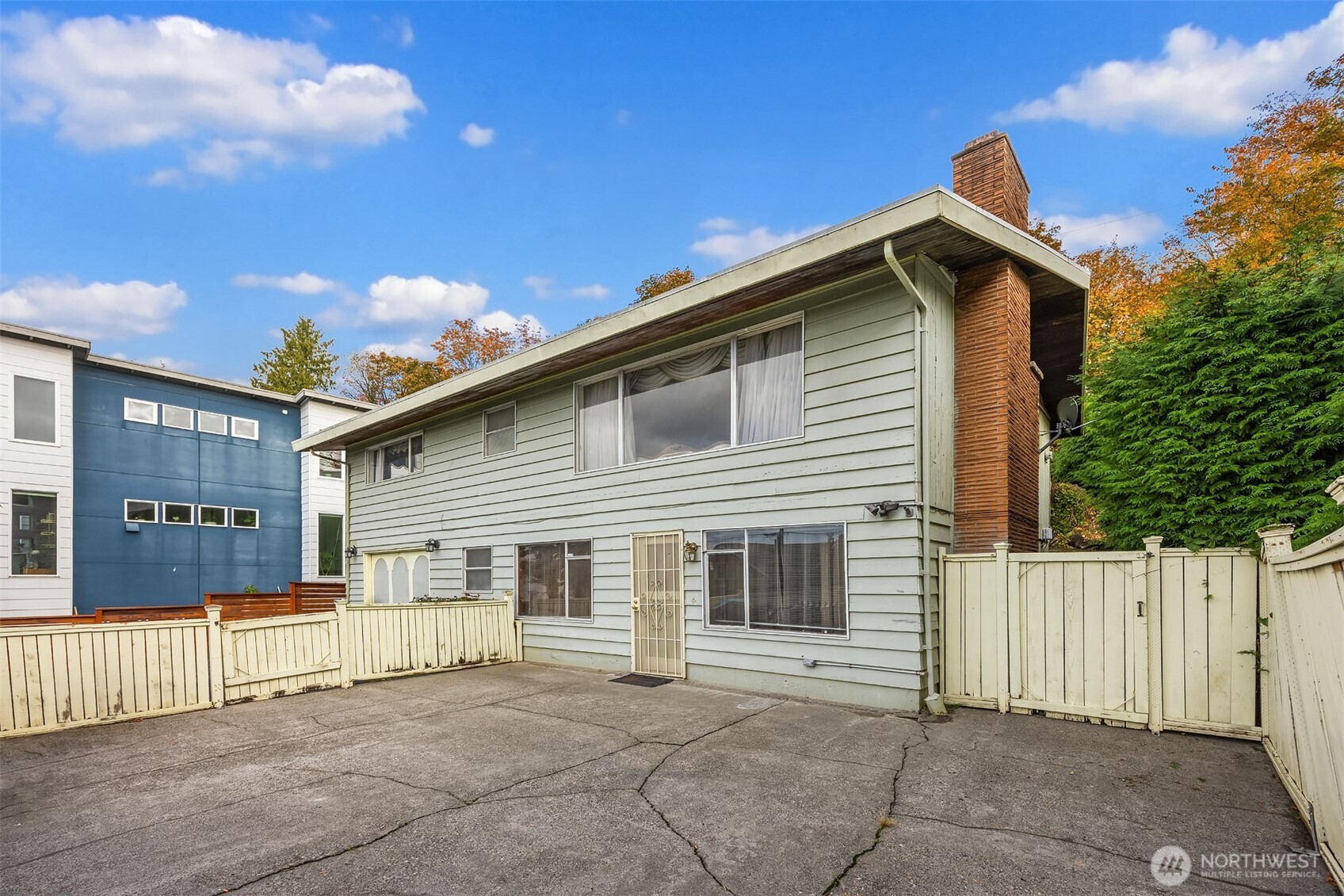 5919 19th Avenue S, Seattle, WA 98108