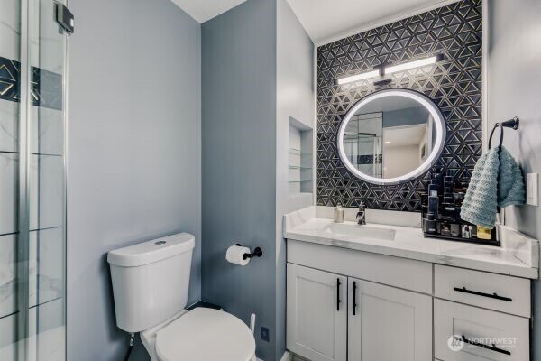 17606 Larch Way , Lynnwood, WA 98037