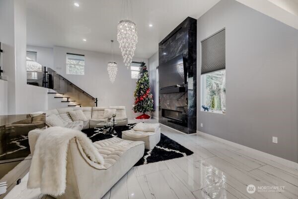 17606 Larch Way , Lynnwood, WA 98037