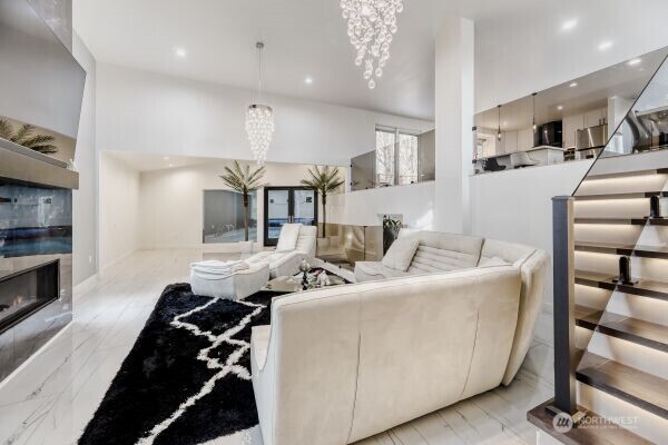 17606 Larch Way , Lynnwood, WA 98037