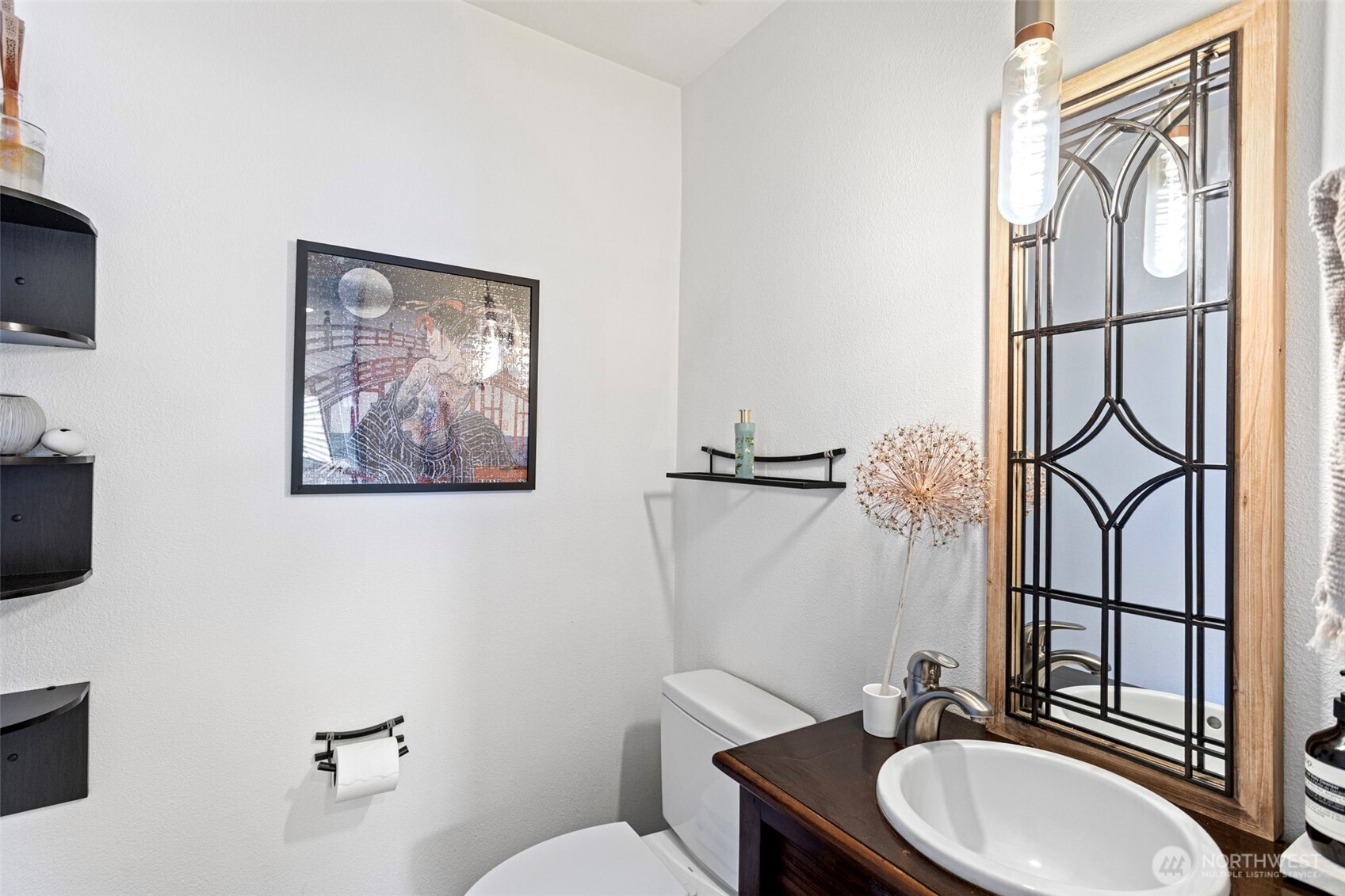 611 S State Street #9, Kirkland, WA 98033