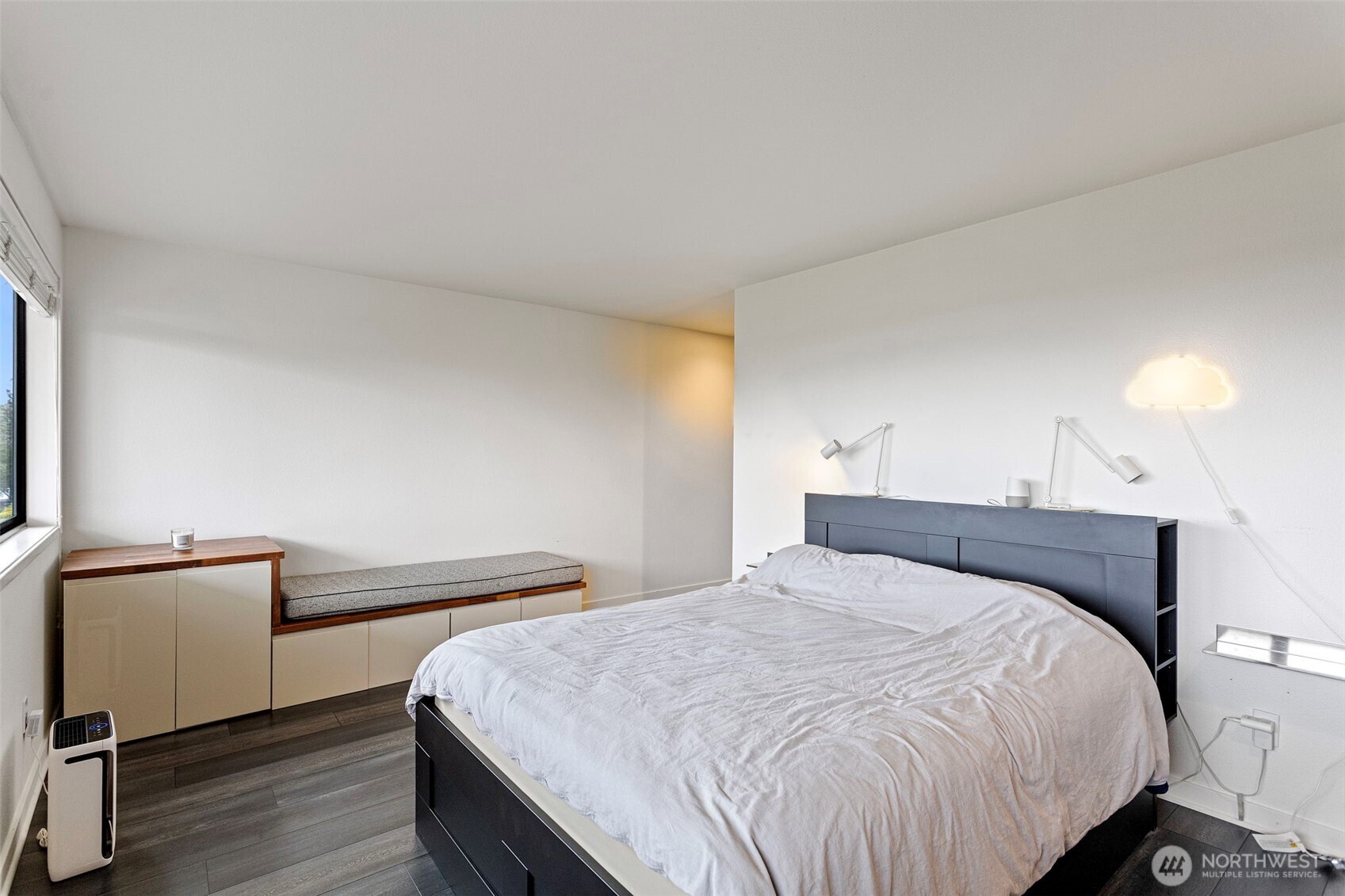 611 S State Street #9, Kirkland, WA 98033