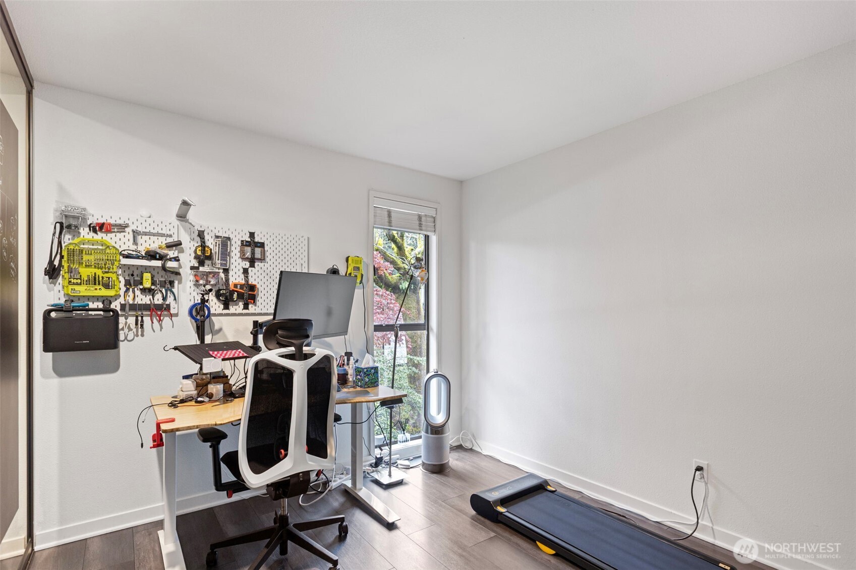 611 S State Street #9, Kirkland, WA 98033