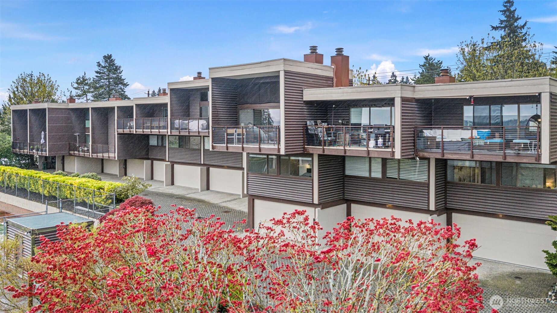 611 S State Street #9, Kirkland, WA 98033