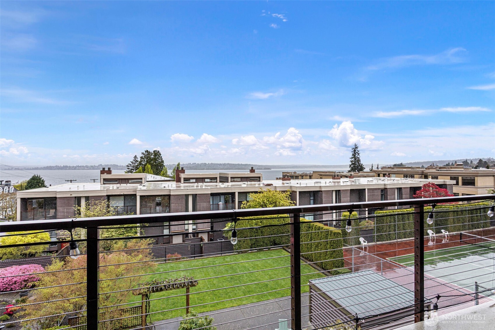 611 S State Street #9, Kirkland, WA 98033