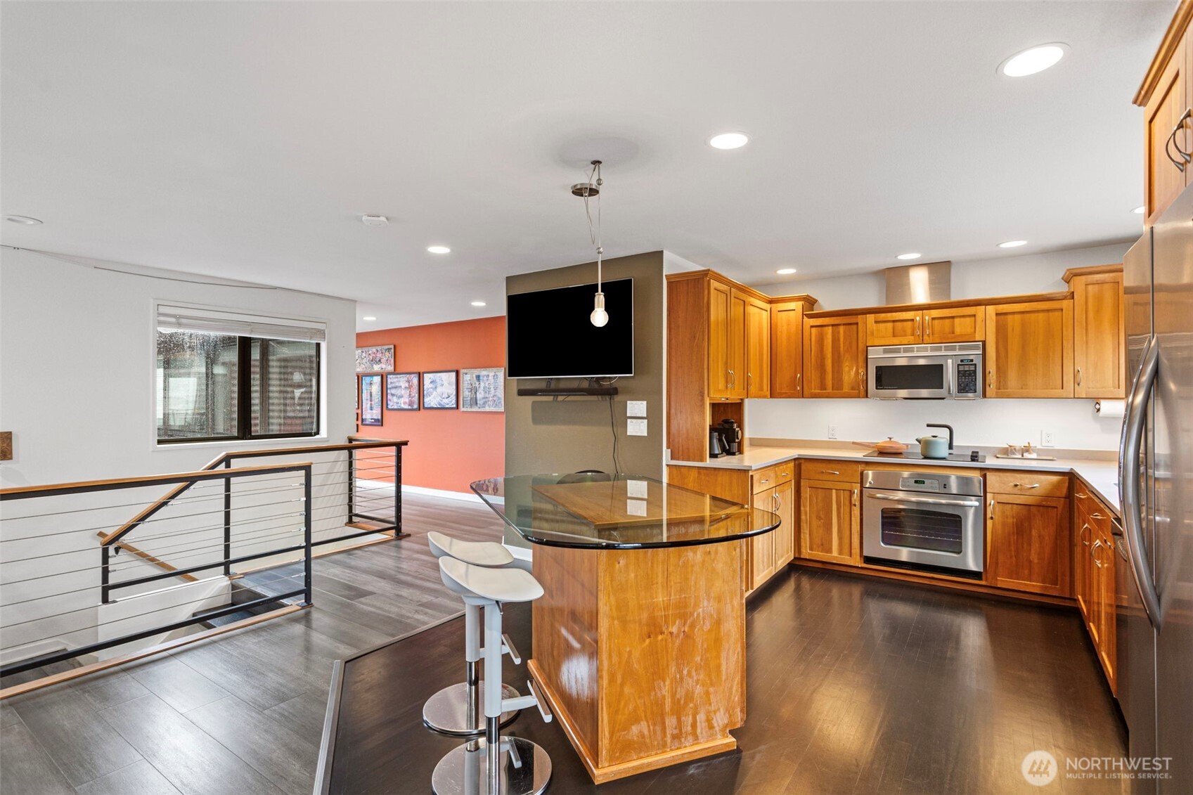 611 S State Street #9, Kirkland, WA 98033