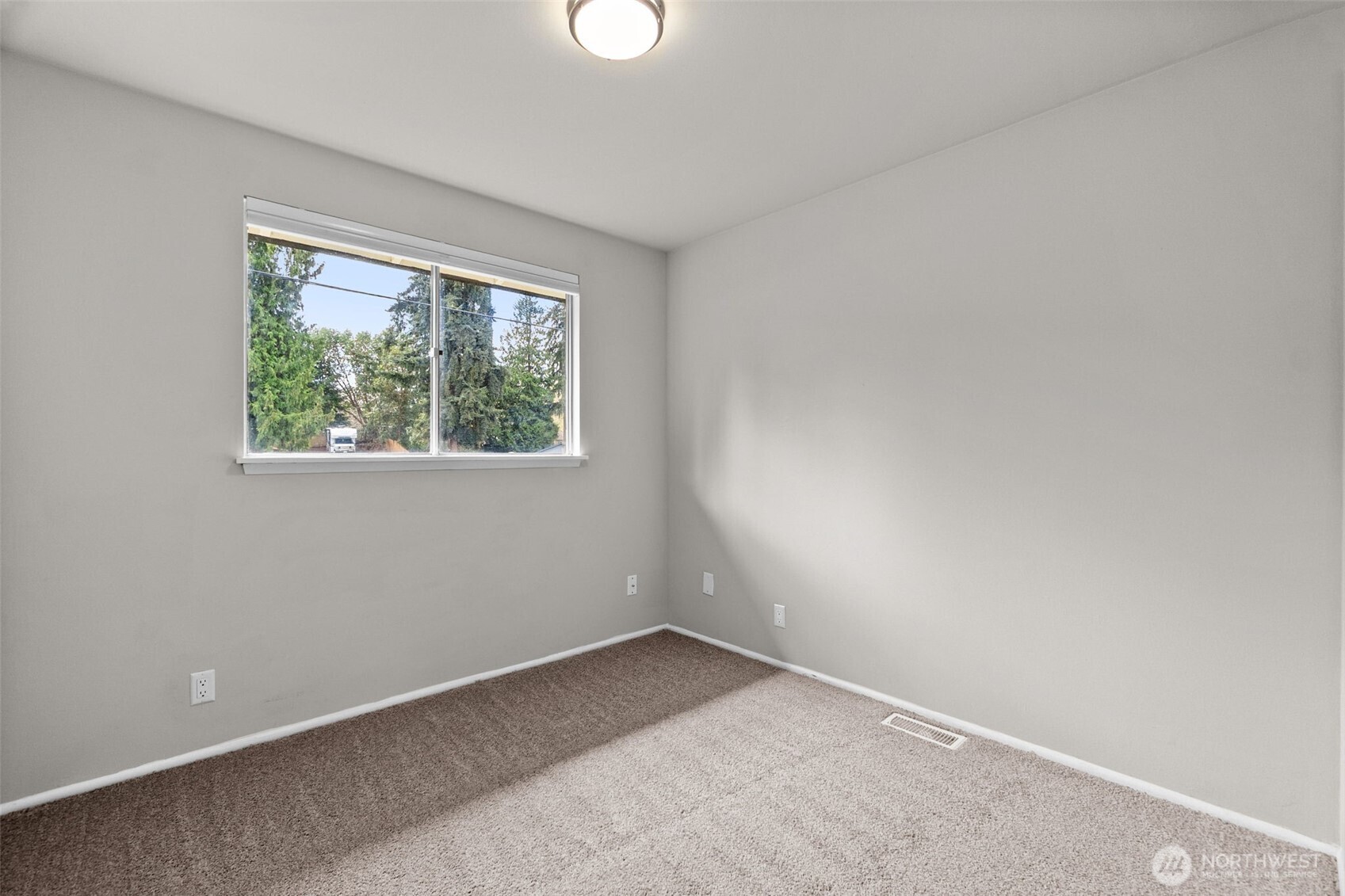 316 S 308th Street , Federal Way, WA 98003