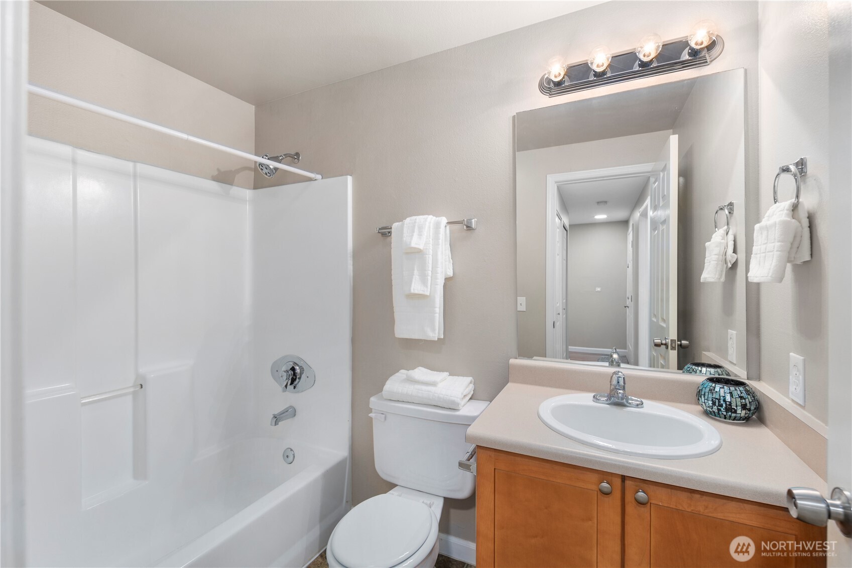 26209 116th Avenue SE #B302, Kent, WA 98030