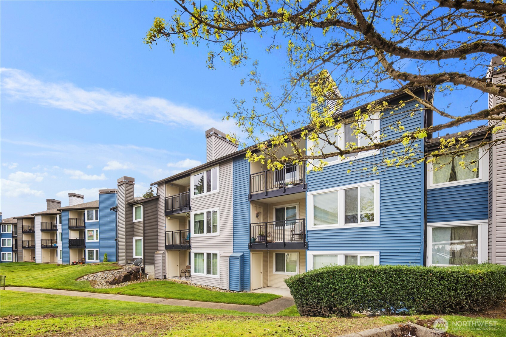26209 116th Avenue SE #B302, Kent, WA 98030