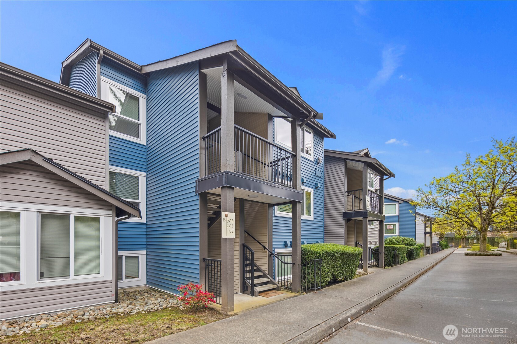 26209 116th Avenue SE #B302, Kent, WA 98030