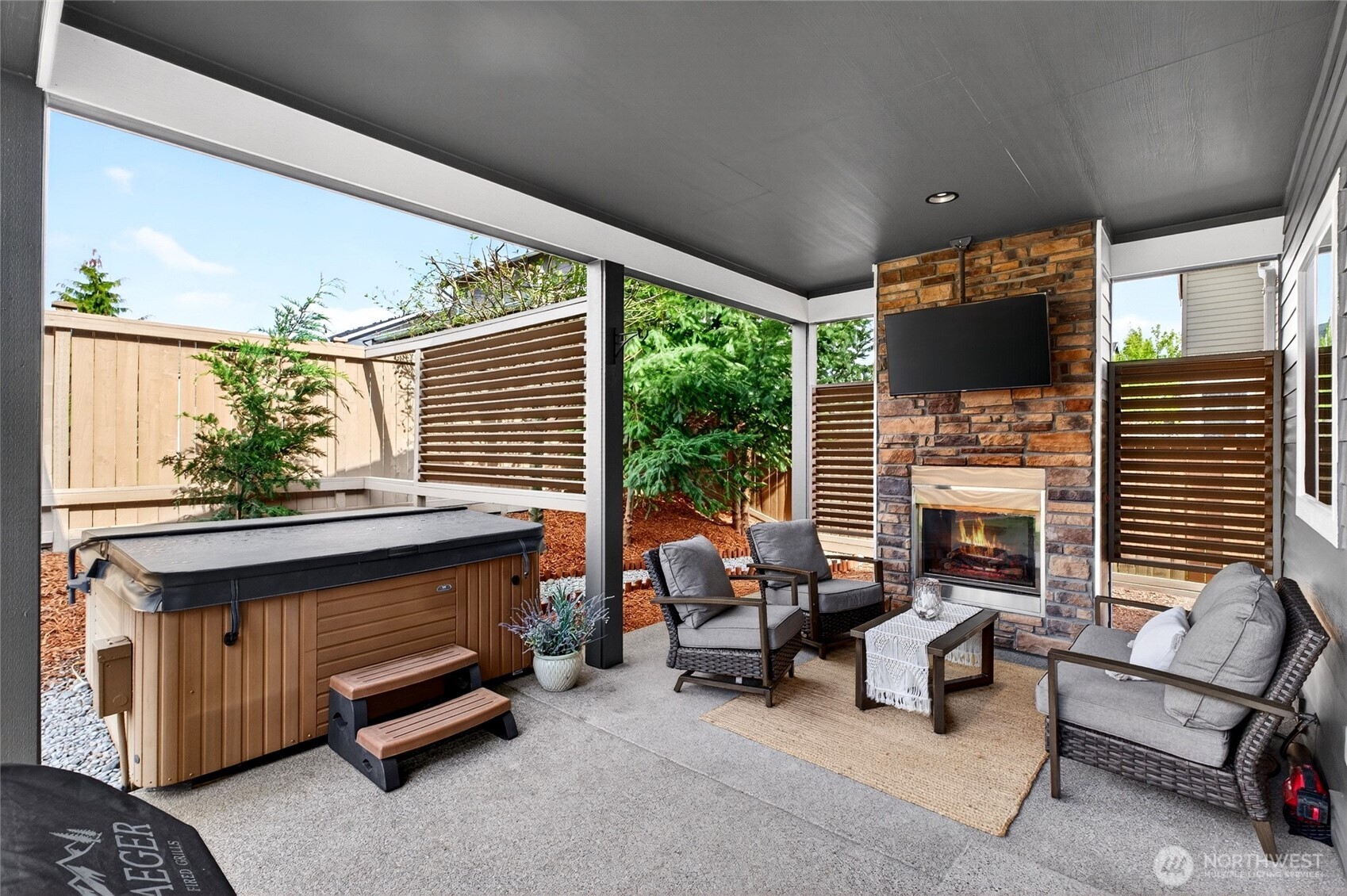 14207 Overlook Drive E, Bonney Lake, WA 98391