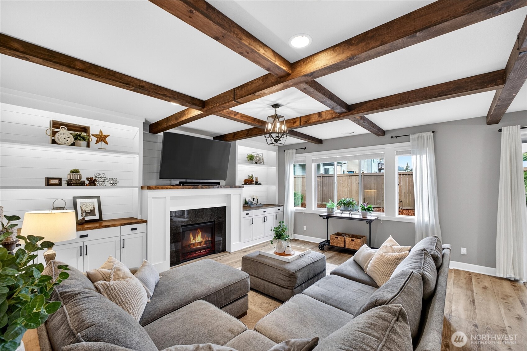 14207 Overlook Drive E, Bonney Lake, WA 98391