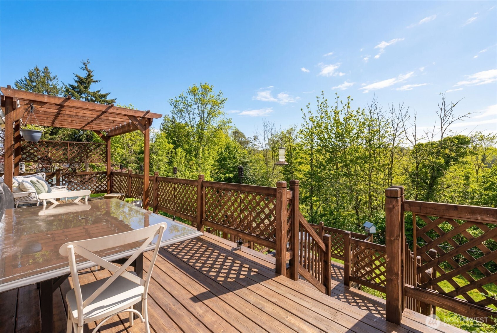 6005 21st Street SW, Seattle, WA 98106