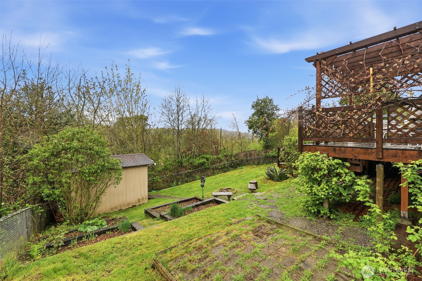 6005 21st Street SW, Seattle, WA 98106