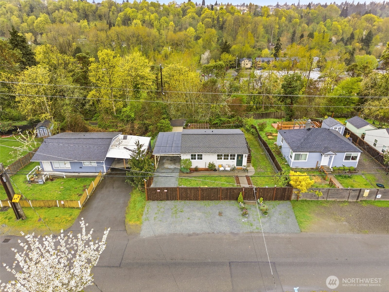 6005 21st Street SW, Seattle, WA 98106