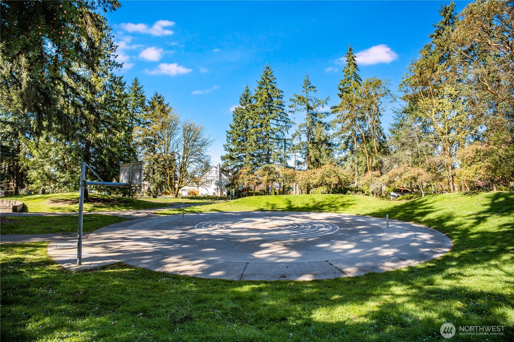1 XX NE 135th Street , Seattle, WA 98125