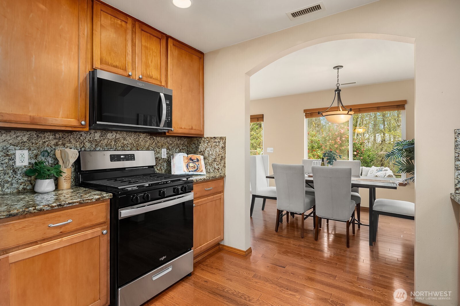 2016 250th Place SE, Sammamish, WA 98075
