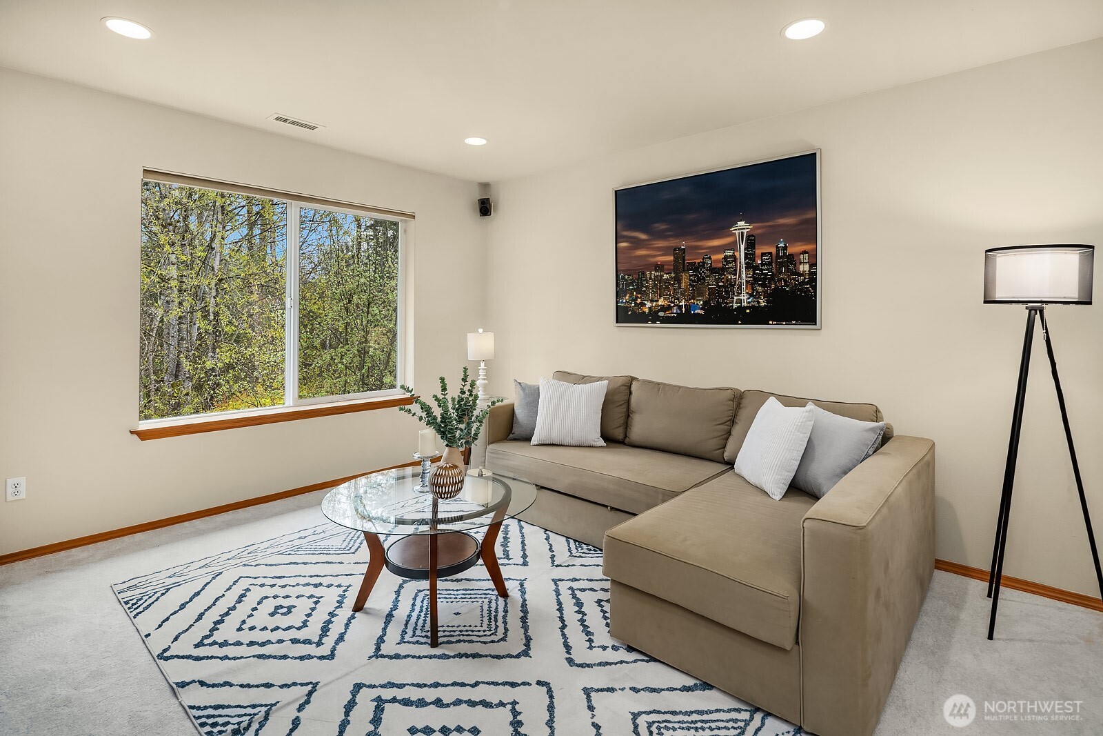 2016 250th Place SE, Sammamish, WA 98075