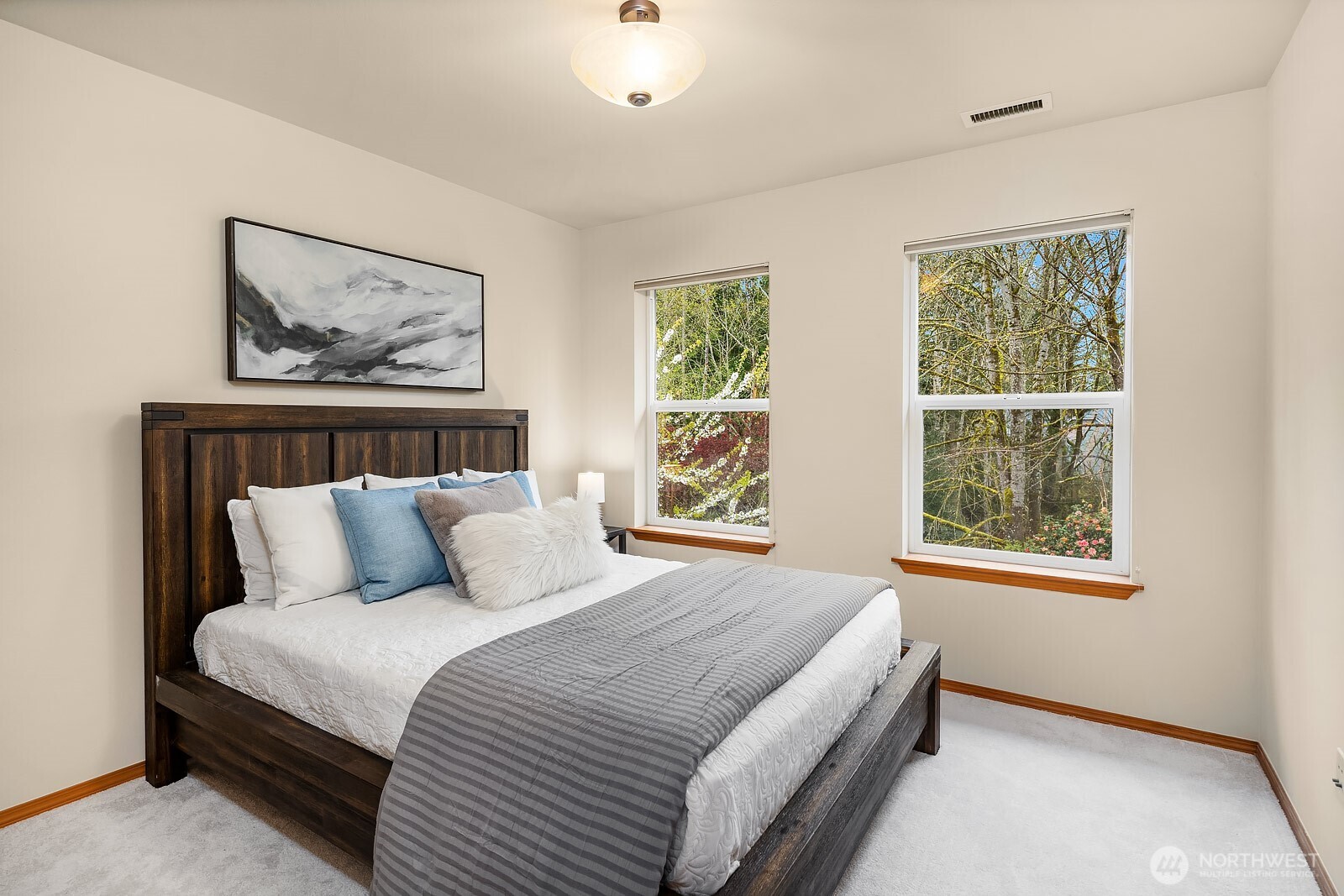 2016 250th Place SE, Sammamish, WA 98075