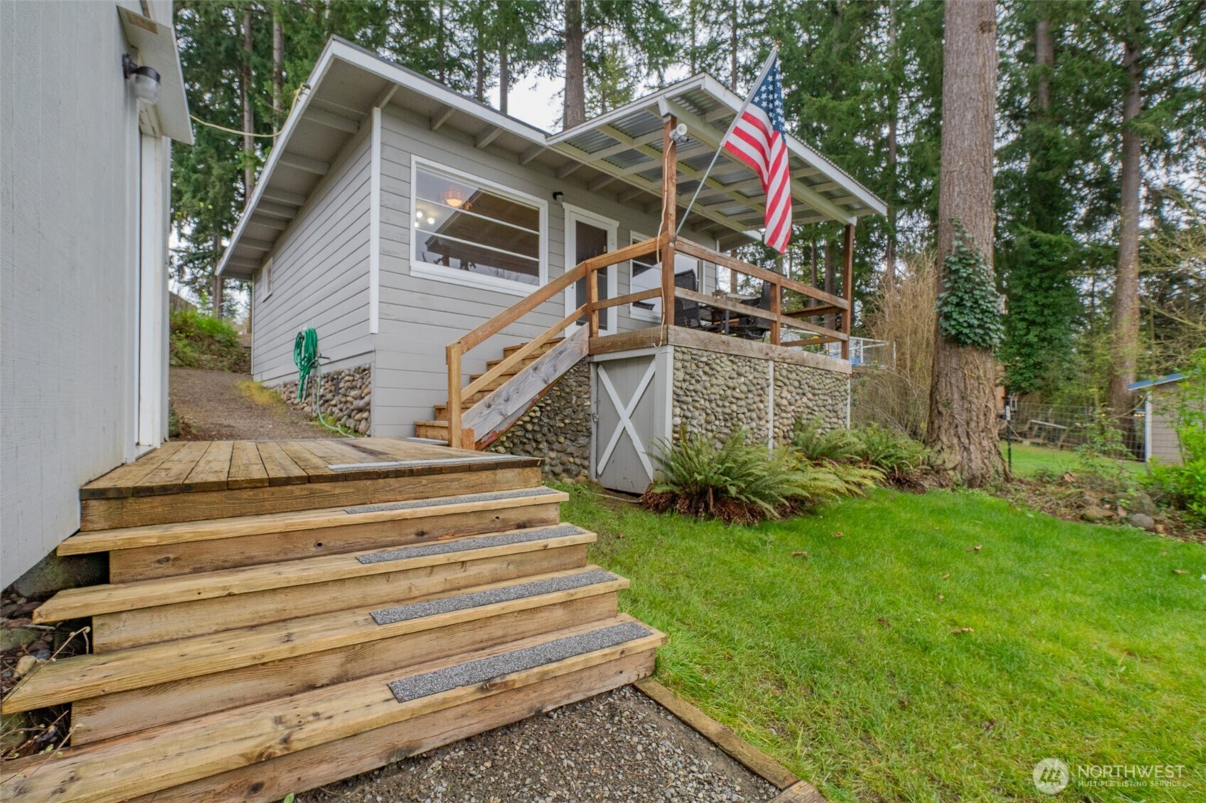17024 Pleasant Beach Drive SE, Yelm, WA 98597