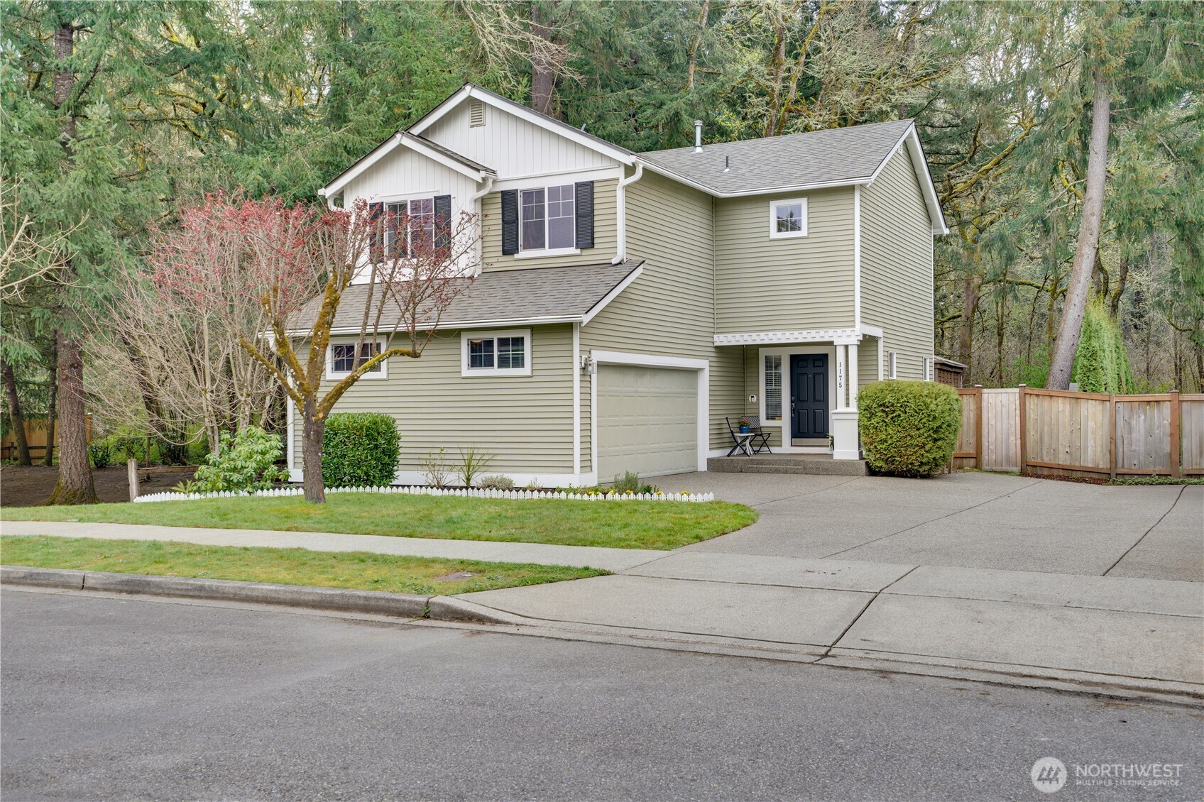 1175 Griggs Street , Dupont, WA 98327