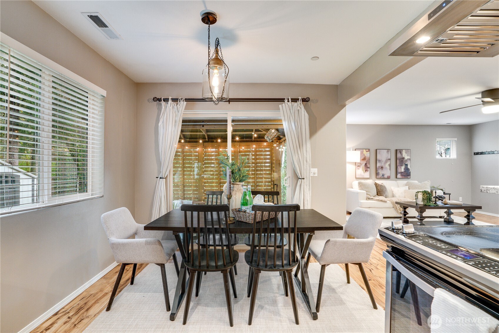 1175 Griggs Street , Dupont, WA 98327