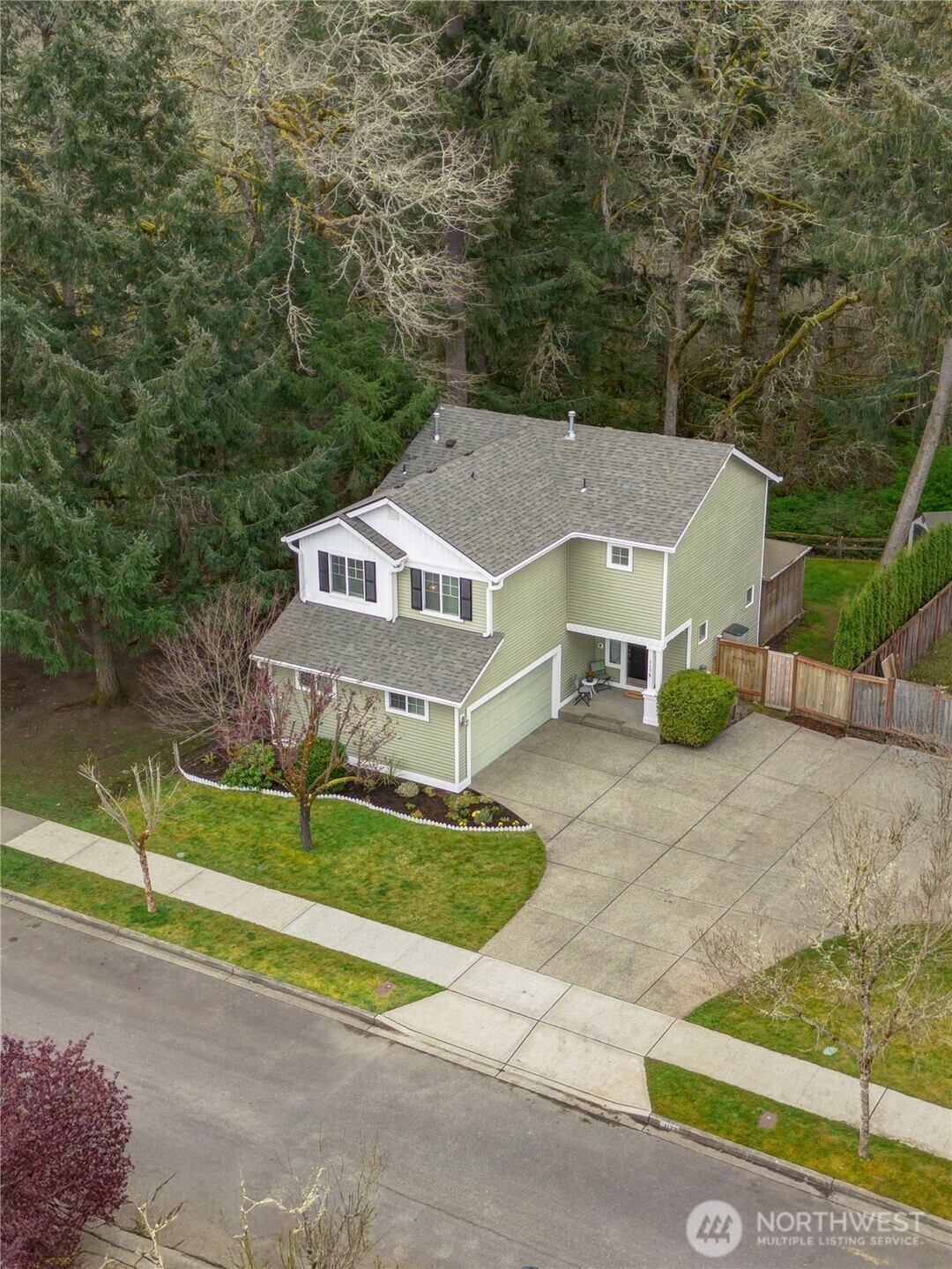 1175 Griggs Street , Dupont, WA 98327