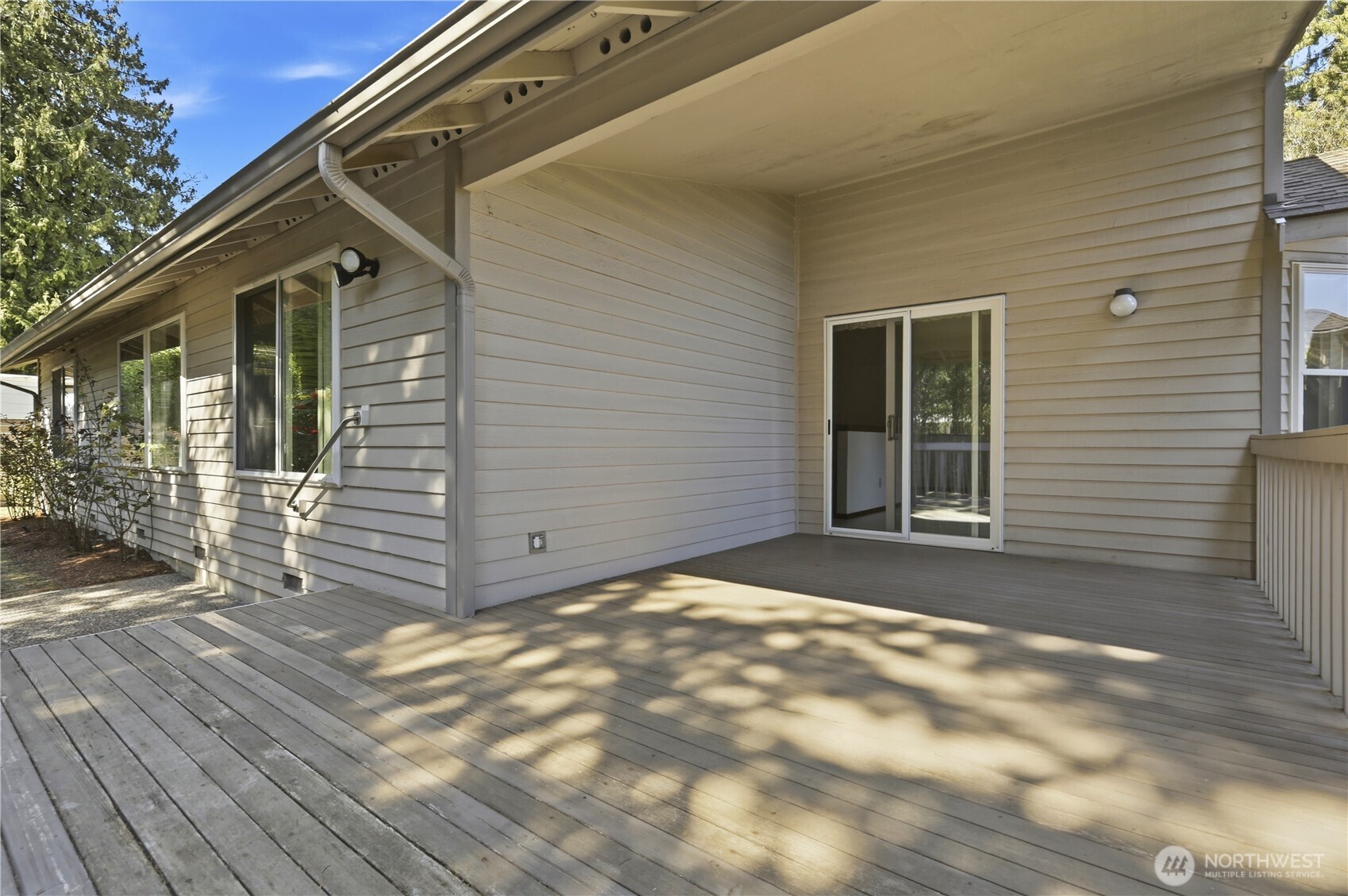 824 151st Place SW, Lynnwood, WA 98087