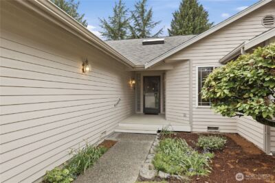 824 151st Place SW, Lynnwood, WA 98087 - Photo 2