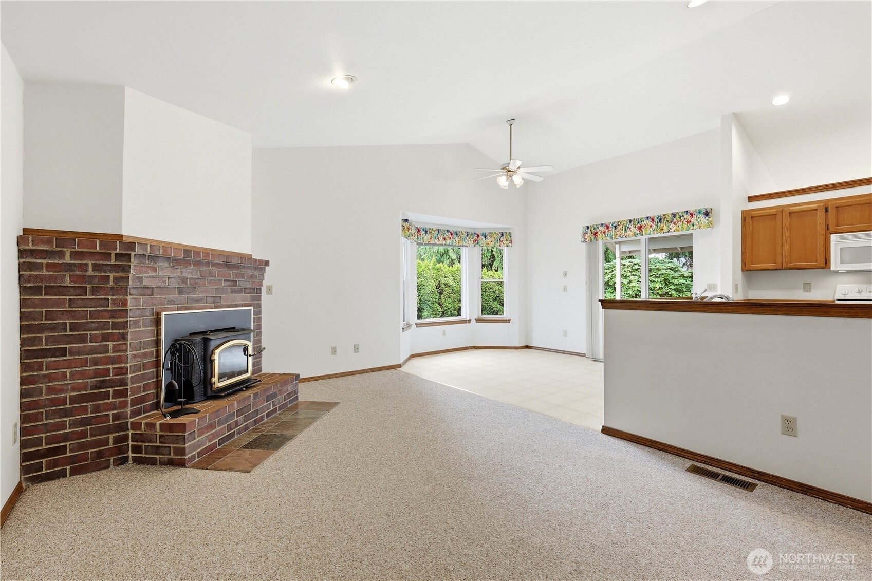 824 151st Place SW, Lynnwood, WA 98087
