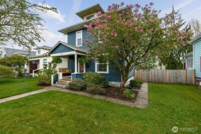 2115 Rockefeller Avenue , Everett, WA 98201 - Photo 2
