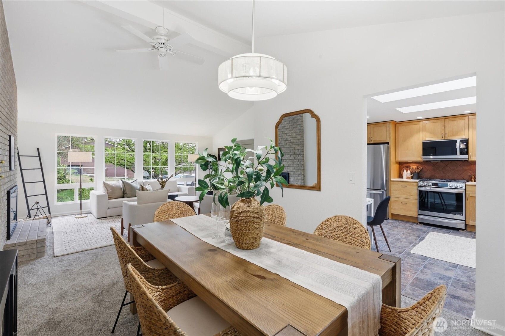12434 NE 134th Place , Kirkland, WA 98034-5410