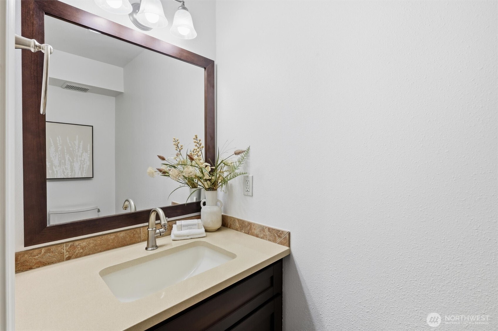12434 NE 134th Place , Kirkland, WA 98034-5410