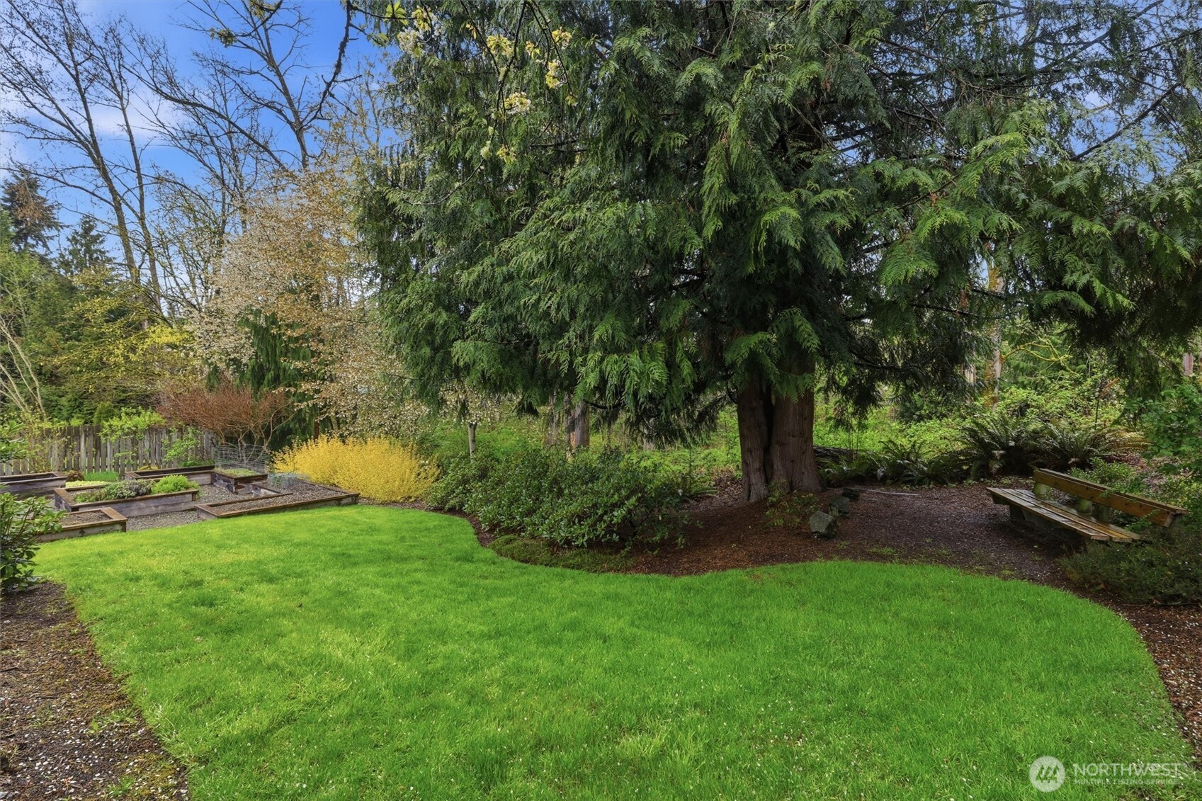 12434 NE 134th Place , Kirkland, WA 98034-5410