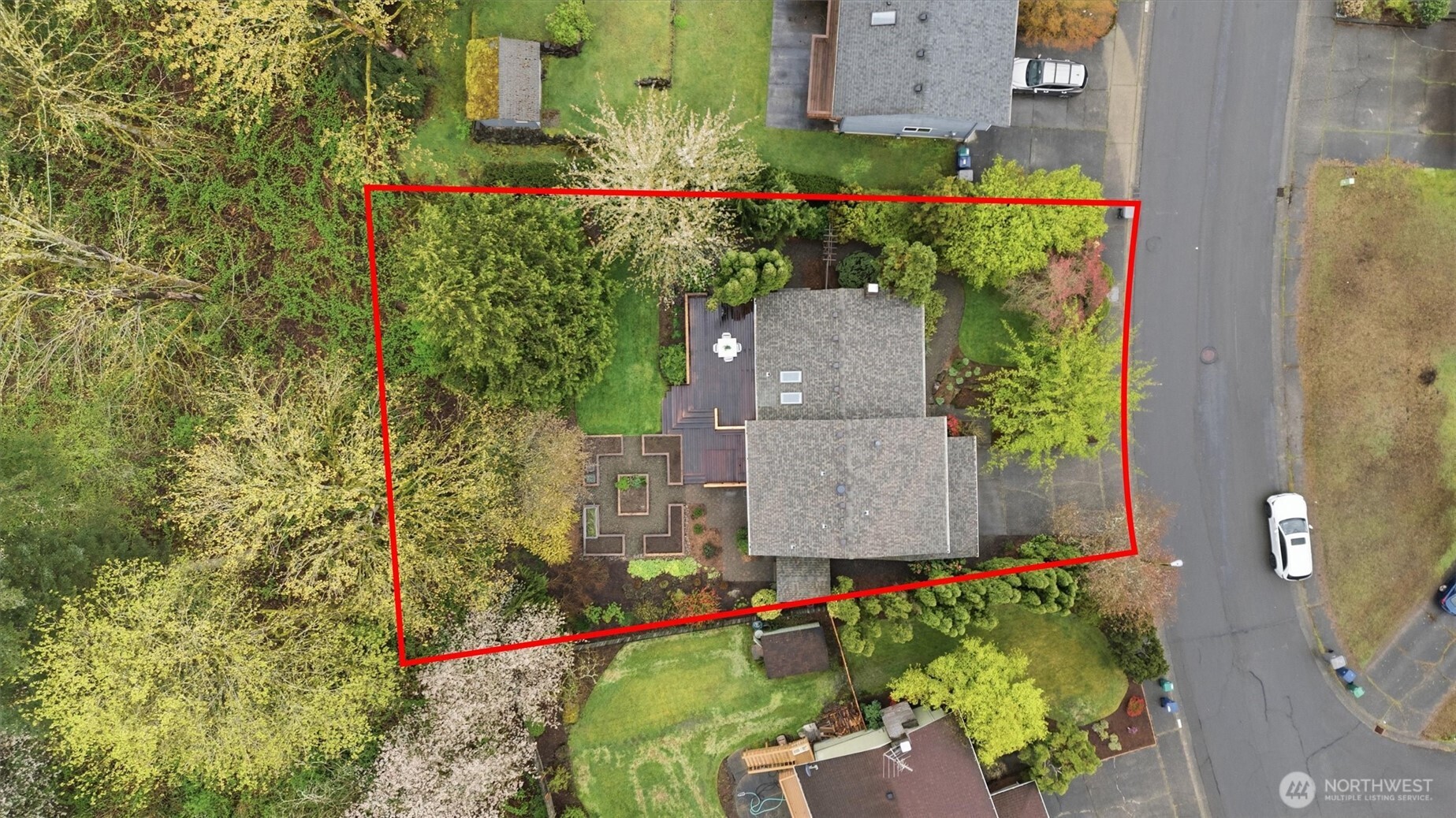 12434 NE 134th Place , Kirkland, WA 98034-5410