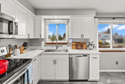 5028 N Whitman Street , Tacoma, WA 98407-1337 - Photo 11