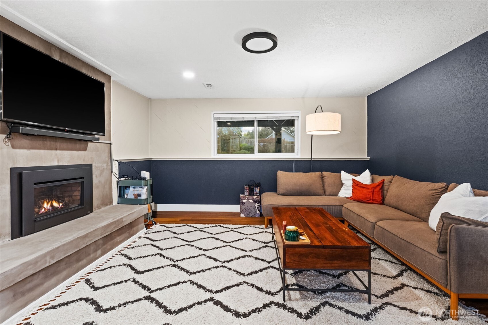 5028 N Whitman Street , Tacoma, WA 98407-1337
