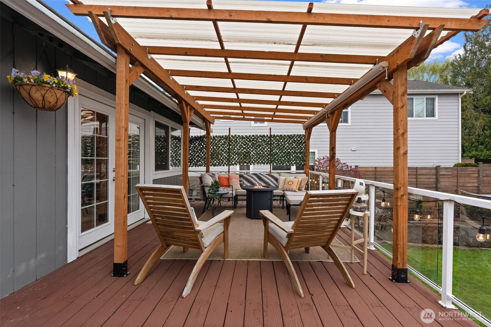 5028 N Whitman Street , Tacoma, WA 98407-1337